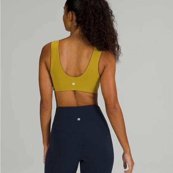 Lululemon nulu cross front bra - Picture 2 of 6
